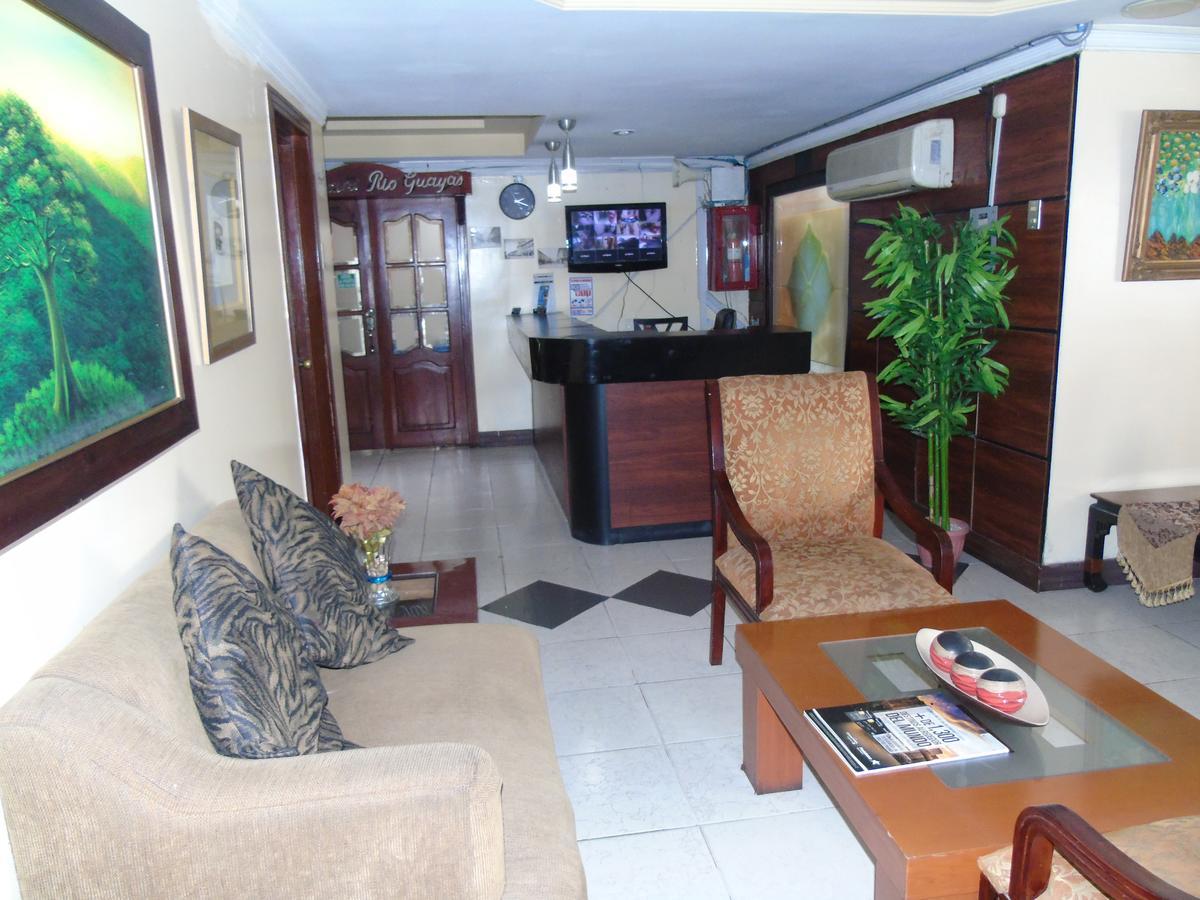 Hotel Malecon Inn Гуаякиль Экстерьер фото