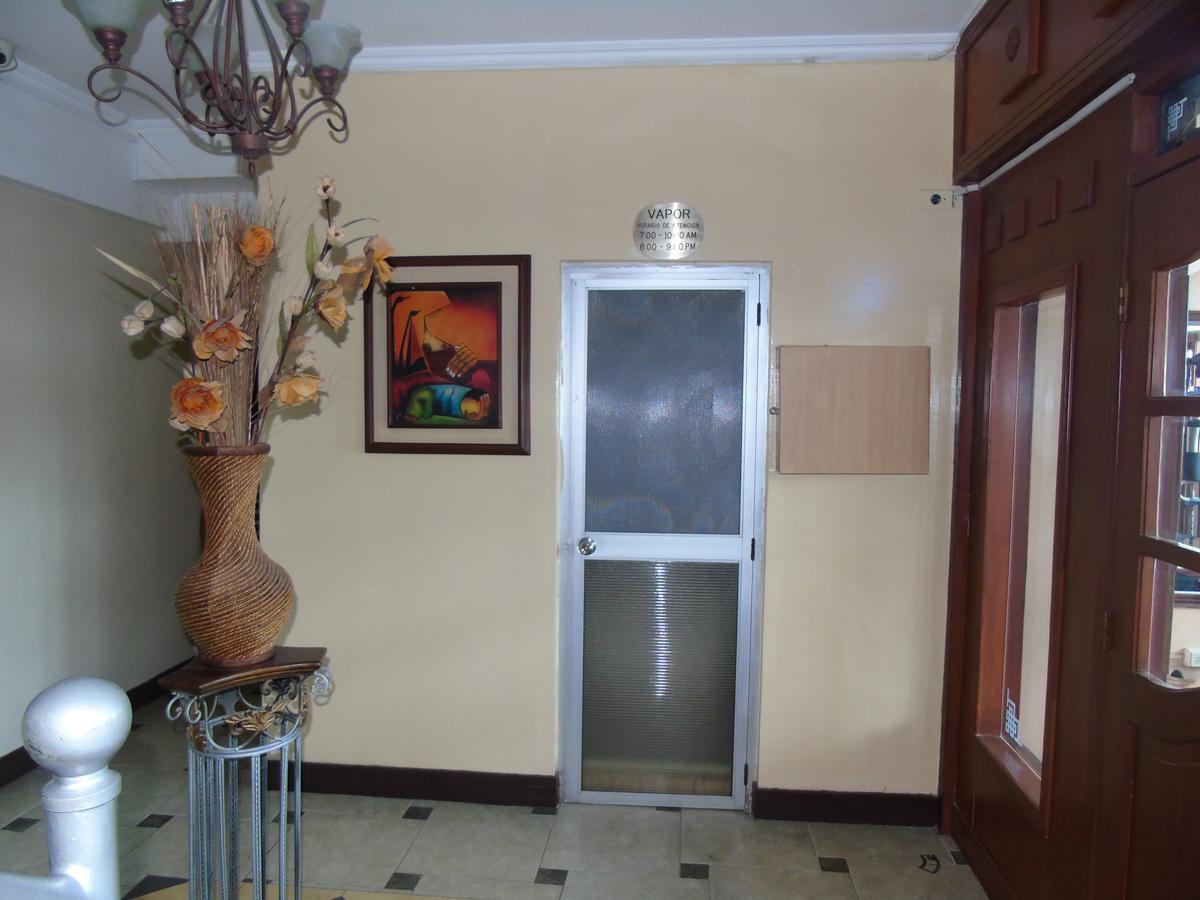 Hotel Malecon Inn Гуаякиль Экстерьер фото